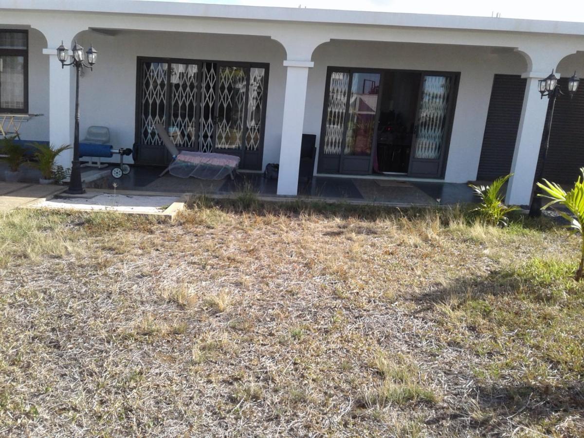 Ejc Villa Flic en Flac Bagian luar foto